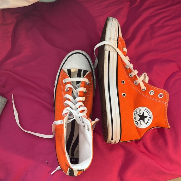 Custom made, orange and zebra converse! - Picture 2 of 2